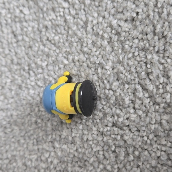 Tiny Toy Minion - Picture 3 of 4